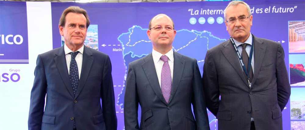 José Llorca, Sixte Cambra y Jorge Alonso en la presentación del plan logistico global de Grupo Alonso en la plataforma logística de Can Tunis