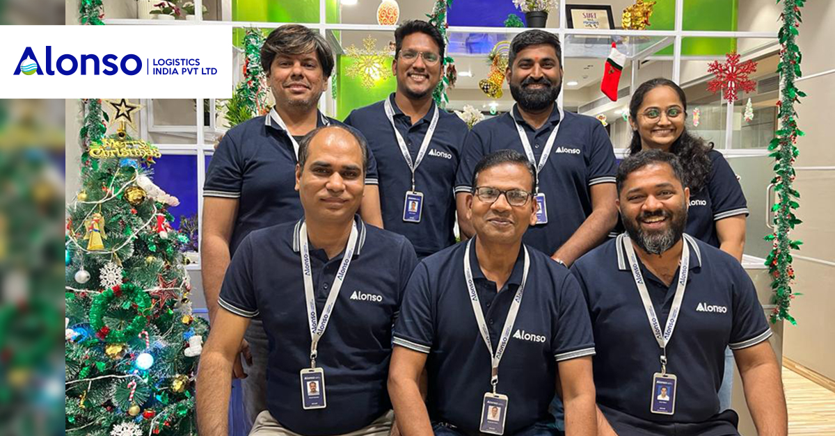 Parte del equipo de Alonso Logistics India