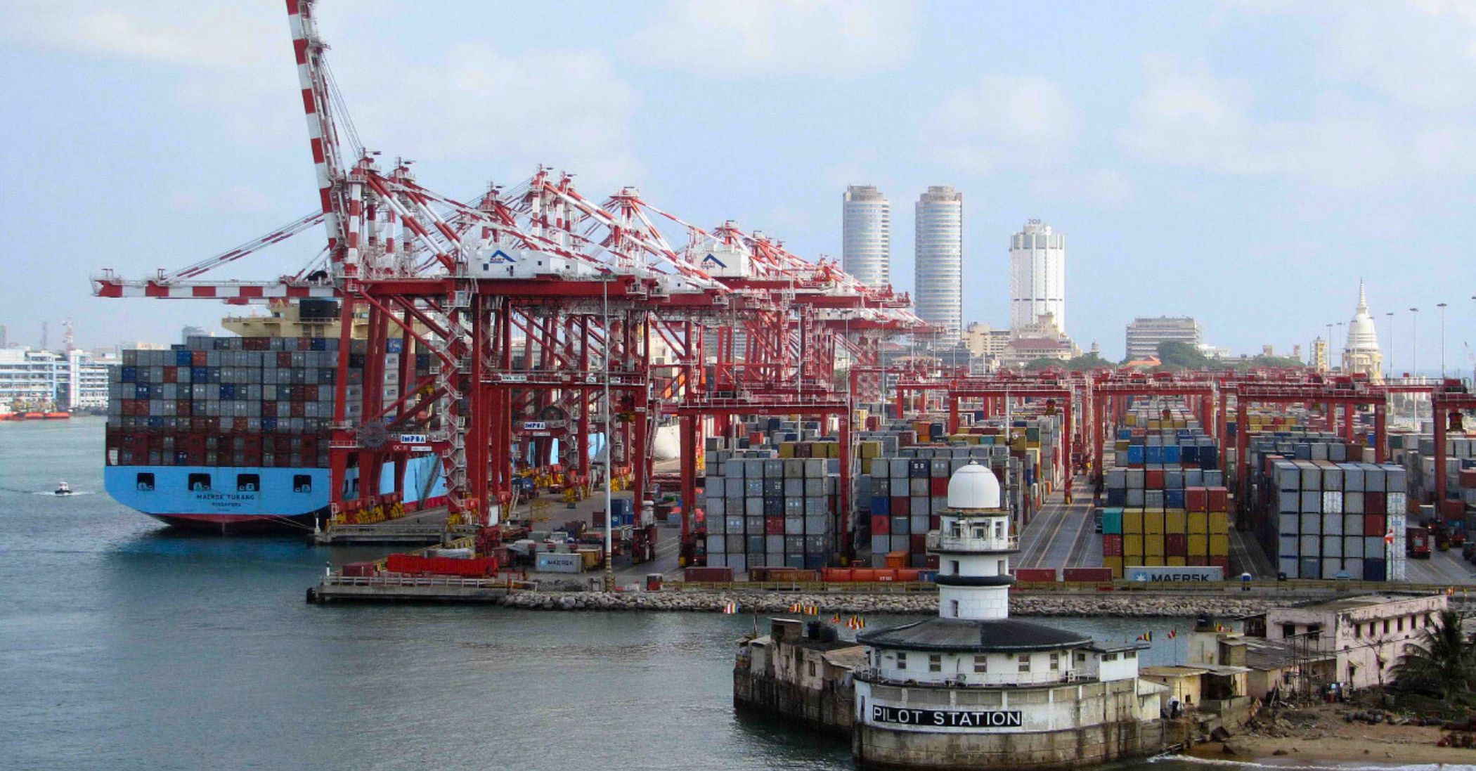 The expanding interoceanic port of Colombo 